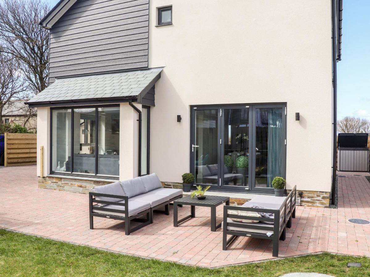 Amal Anpras Villa Tintagel Exterior foto